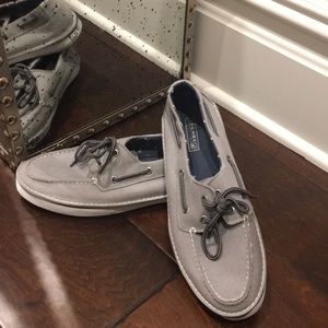 Men’s sperry sneaker